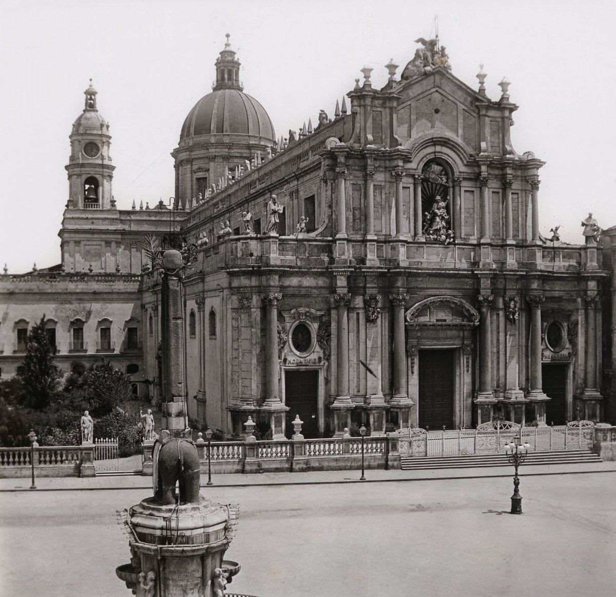 wakenminds's tweet image. Sicily, Italy, 1865

We are the ones living in dark ages