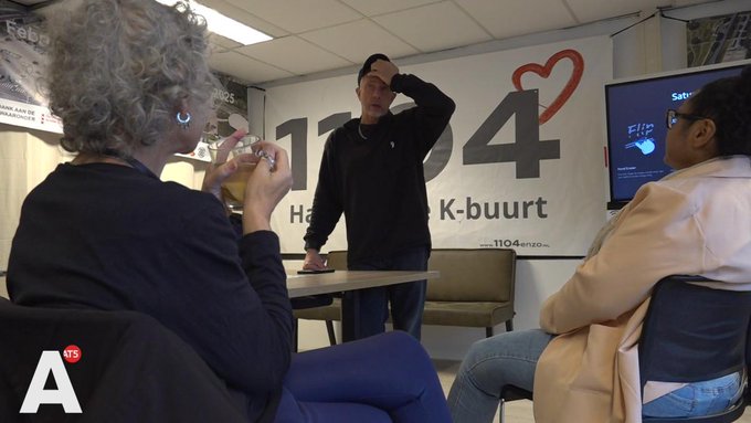 ook in dit schande dossier: overheid die begint met wantrouwen.. actie nam zonder bewijzen.. en achteraf komt met een half zachte sorry

daar hebben de slachtoffers geen moer aan na 7 jaar gekut en met de nek aangekeken te zijn.