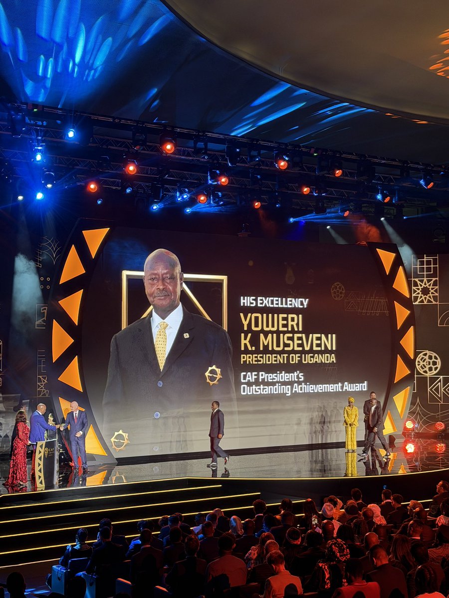 🚨 HONORING LEADERSHIP IN AFRICAN FOOTBALL

Under the guidance of CAF President Dr. Patrice Motsepe, the Presidents of Kenya, Uganda and Tanzania have been recognized for their outstanding contributions to football development. 🌍⚽

These nations hosted the most successful CHAN