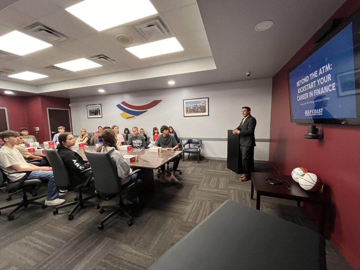 gulfcoastfcu's tweet image. 📷📷 Thank You, Flour Bluff! 📷📷
A huge thank you to the incredible Flour Bluff ISD students and directors for joining us at Gulf Coast Federal Credit Union for our Careers in Banking Symposium! 📷

#GCFCU #CommunityStrong #FlourBluff #CareerDay #FutureLeaders #CreditUnionProud