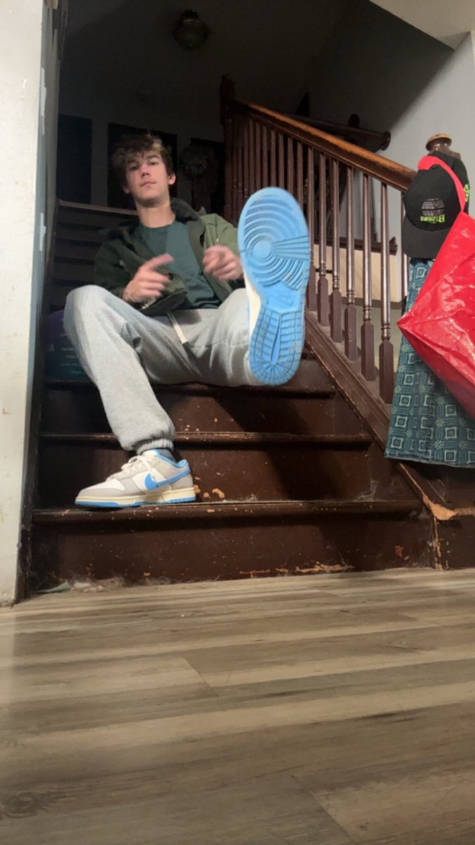 SebastiansFan05's tweet photo. I know some of yall dirty feet lovers would take these off of me 
https://t.co/4Bpe1EaChF

#OnlyFans
#OnlyFansPromo
#OnlyFansCreator
#OnlyFansModels
#OnlyFansCommunity
#OnlyFansBabes
#OnlyFansMen
#OnlyFansNSFW https://t.co/17jILBArjS