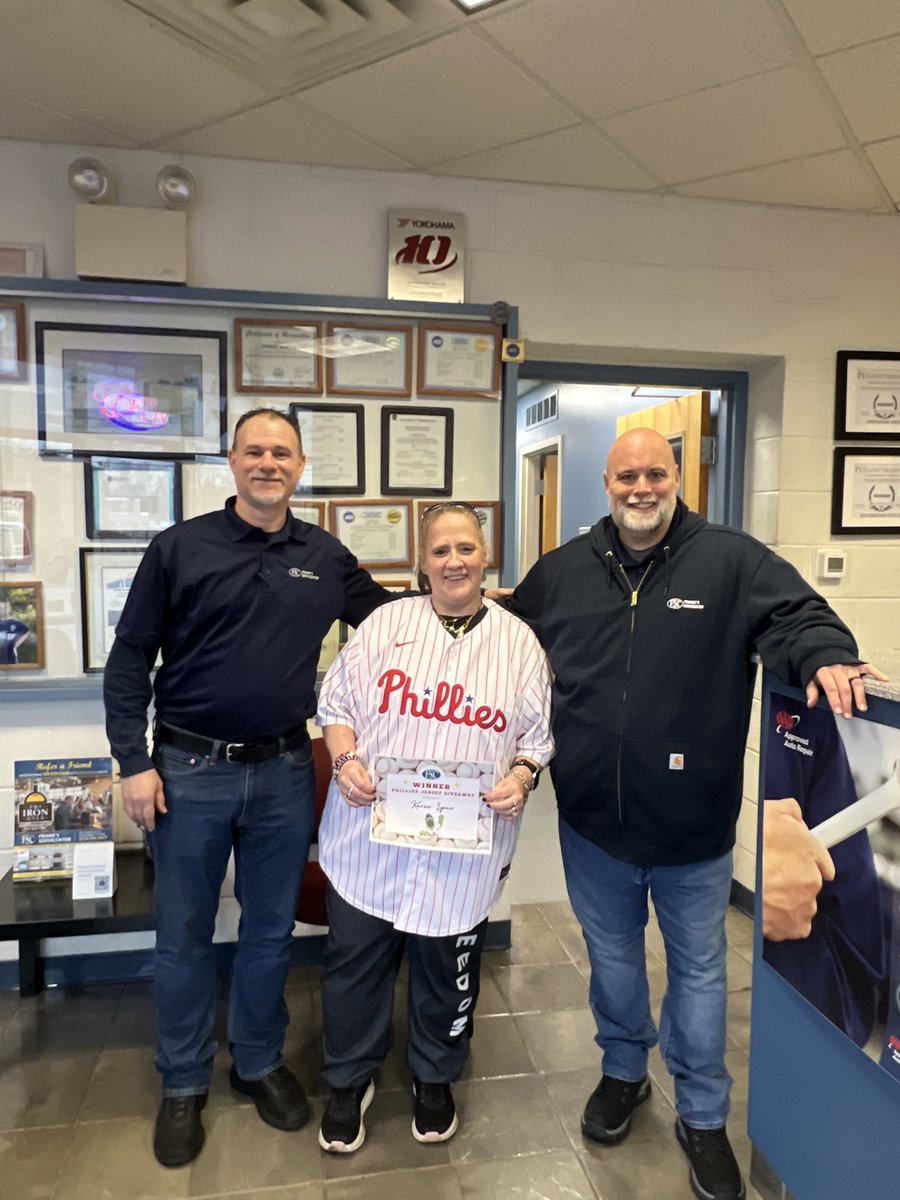 FranksService's tweet image. 🎉Congrats to our @Phillies Jersey winner, Karen!

Now it’s YOUR turn!

Enter to win 2 FREE lower-level @Eagles tickets!🦅🎟️

🔗Details here: facebook.com/share/v/1JCNeU…

Don’t miss out!

#Giveaway #Phillies #GoPhillies #Eagles #SouthamptonPA