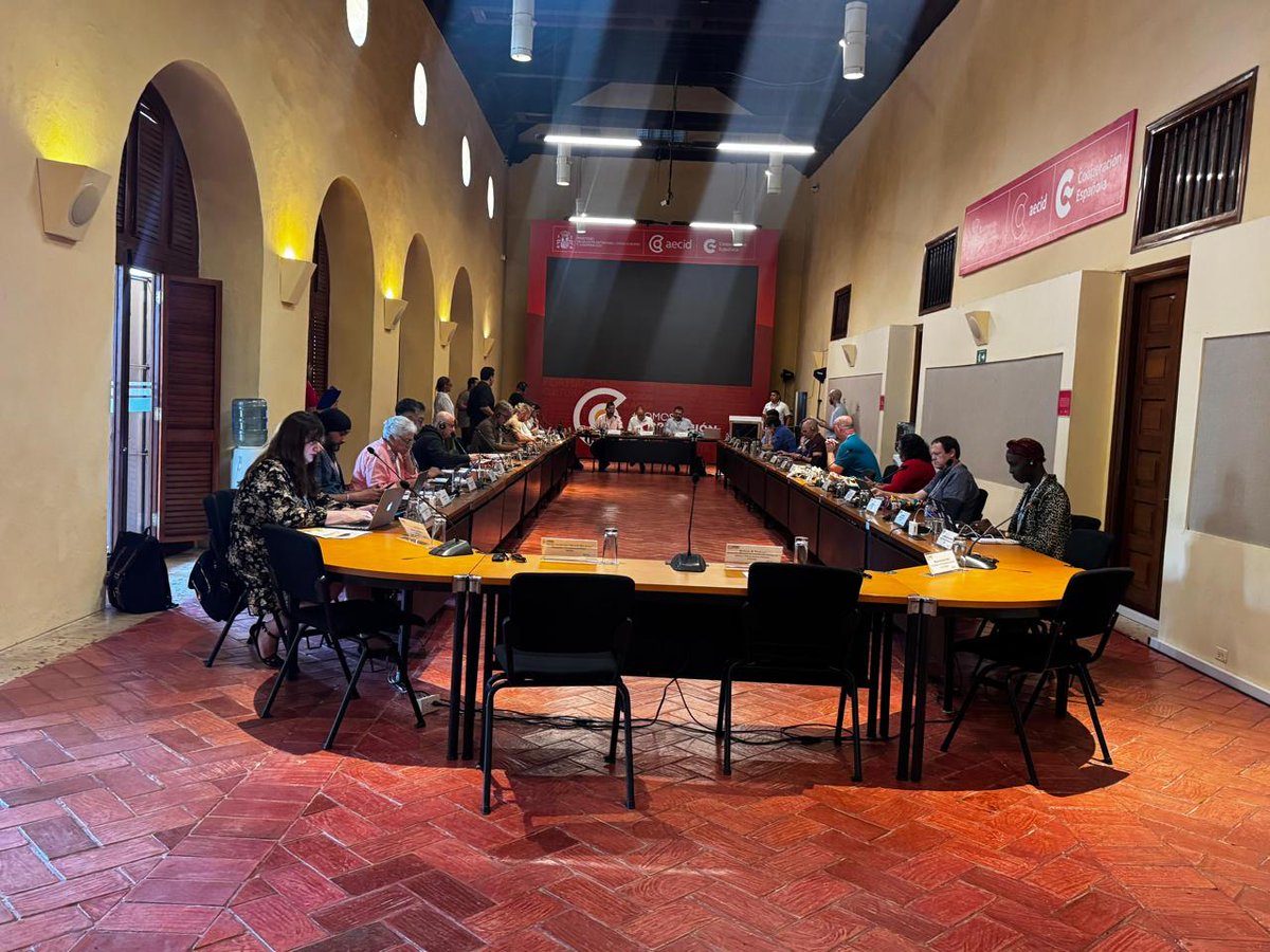 UNIBAMSupport's tweet image. Speaking at ERC CSO core group meeting before states arrive in Cartanega Colombia on global  LGBTI inclusion.@UNAIDSCaribbean @JohnBricenoBZE