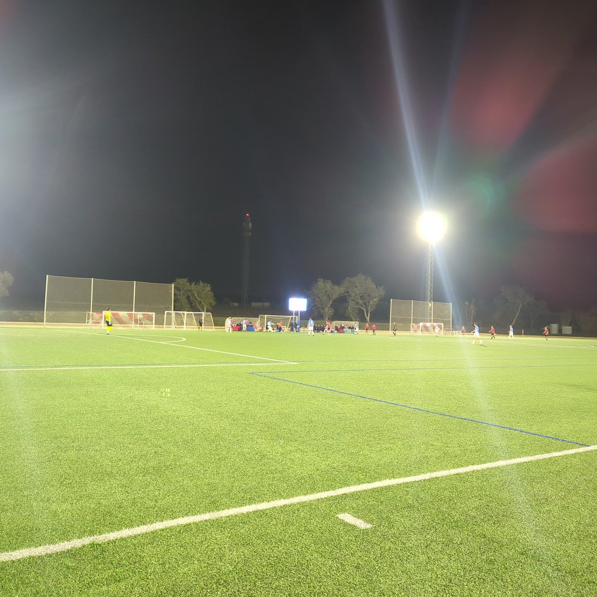 ⚽ Minut a minut a Copa Catalunya: El <a href="/ReusFCR/">Reus FC Reddis</a> no acaba de dominar el primer tram del partit. Les principals ocasions les ha tingut l'equip visitant, amb uns reusencs cercant la porteria rival.

Camp Joliu 0 - 0 Reus FC Reddis