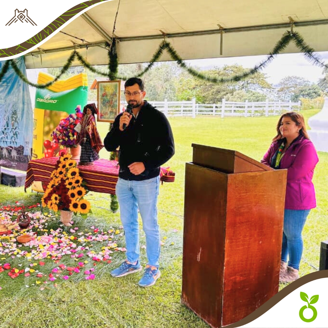 Esta iniciativa, realizada en alianza con <a href="/DISAGRO_FENORSA/">DISAGRO-FENORSA</a> , capacitó a los agricultores de las comunidades aledañas a la finca con nuevos conocimientos técnicos y les brindó acceso a insumos esenciales para sus cultivos.  🤝🏼

#FincaElPilar #MaízParaTodos #AlianzaDISAGRO