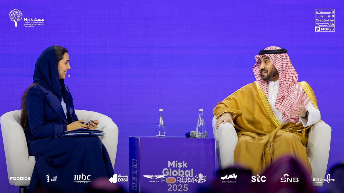 صاحب السمو الملكي الأمير عبدالعزيز بن تركي الفيصل (<a href="/AbdulazizTF/">عبدالعزيز بن تركي الفيصل</a>)، وزير الرياضة، أكّد خلال كلمته في #منتدى_مسك_العالمي أن الفرص تُصنع بالمثابرة، وأن الالتزام والإصرار يحوّلان الجهود إلى إنجازات ملموسة.

#بإبداع_الشباب
#مؤسسة_مسك