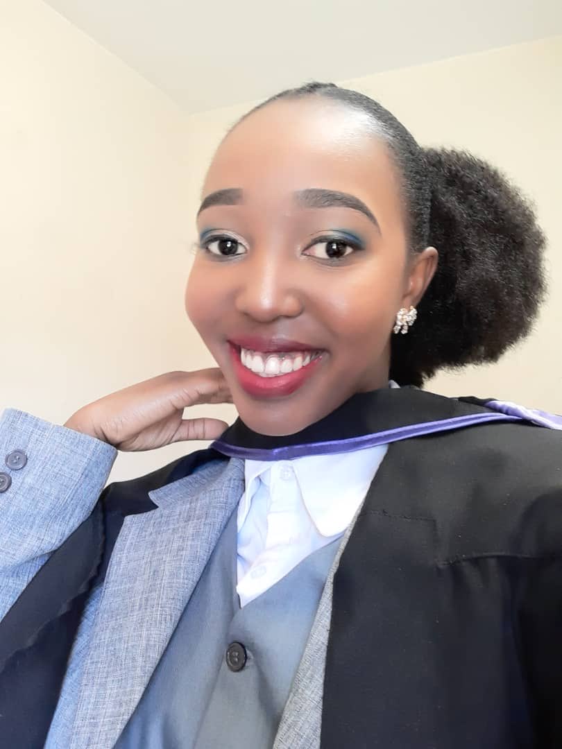 AttorneyWenyu's tweet image. Just look at the degrees on that chick 🤭🤭👩🏾‍⚖️