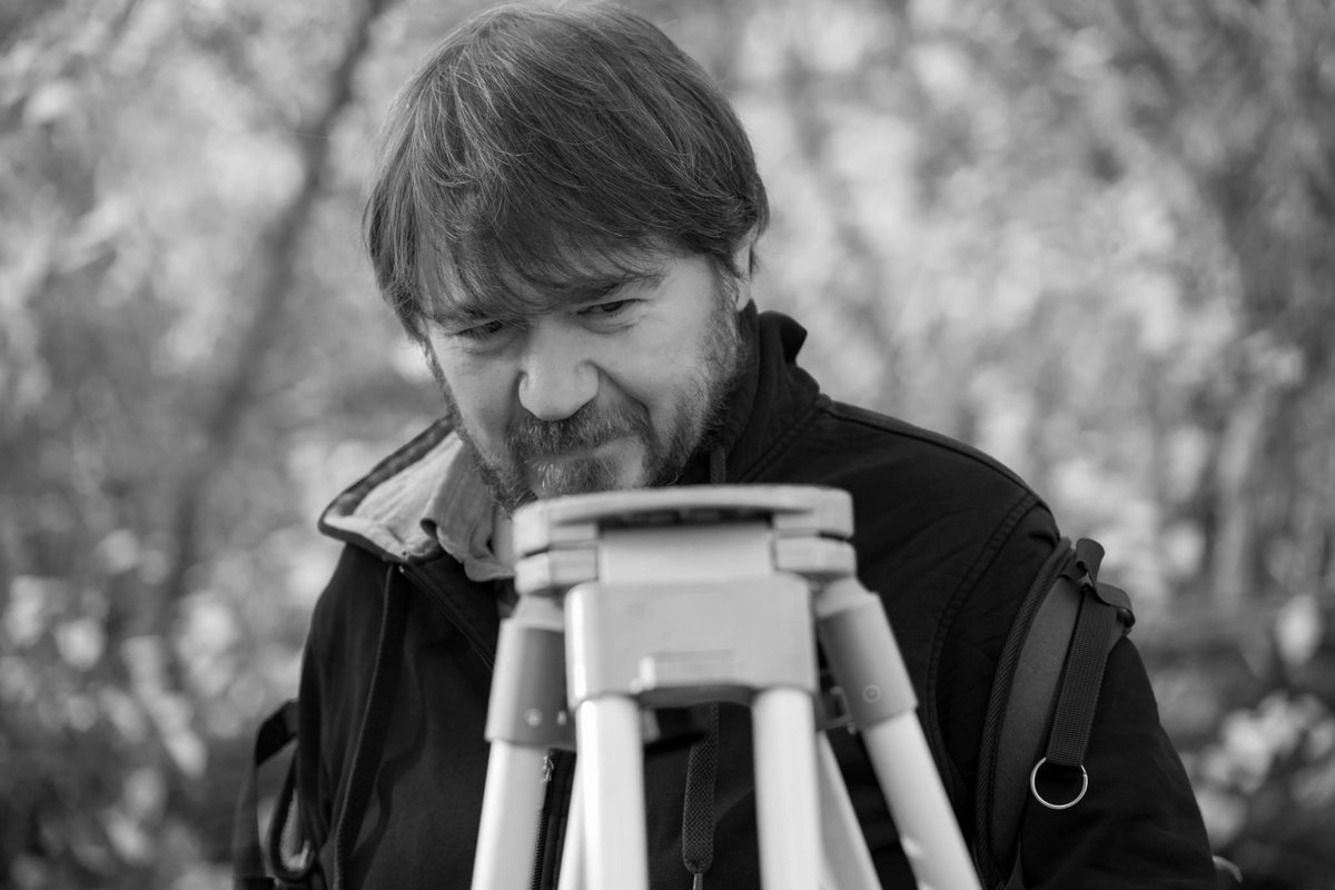 Se traspare una espressione divertita è perché il tempo non ha ancora scalfito la passione