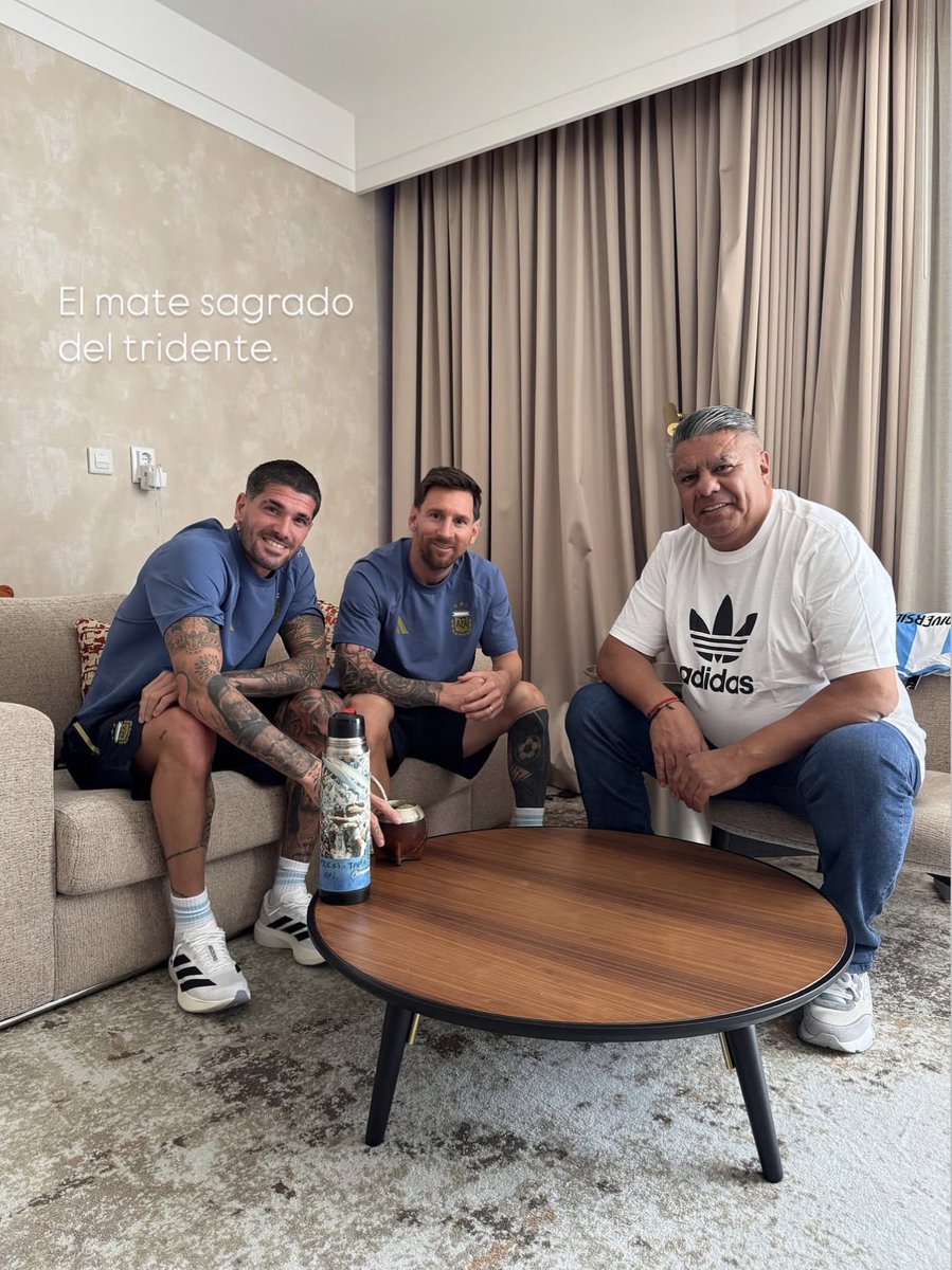 Espertma_'s tweet photo. Domó Cristiano Ronaldo acá. https://t.co/mXxtAY5S4i