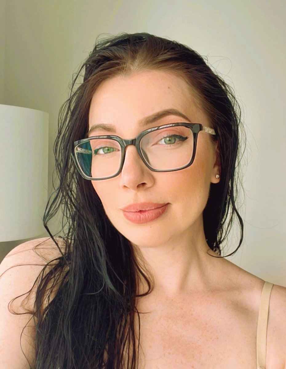 Crypto is bleeding right now.
Your portfolio looks horrible.
Thats exactly when legends are made!