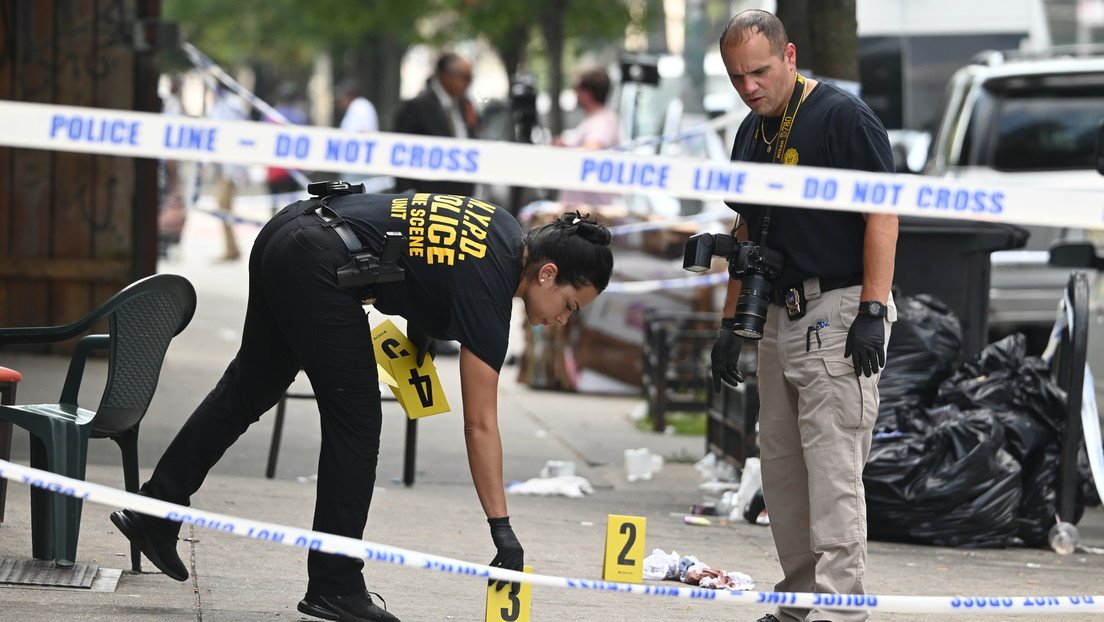 😱 Pareja condenada tras asesinato en Long Island. 
Intentaron ocultar su crimen, pero la verdad salió a la luz. 

Conoce cómo terminó este caso que estremeció a todos...

esrt.space/actualidad/573…