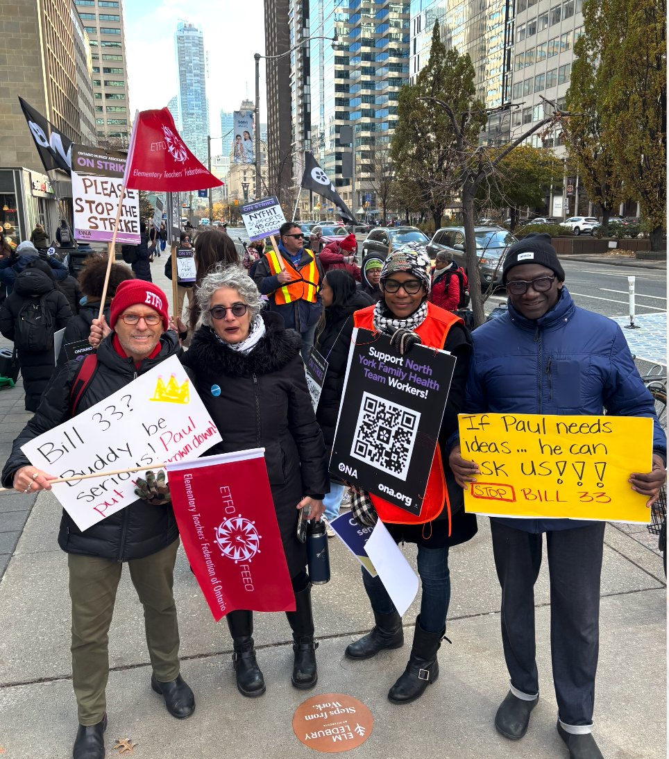 ElemTeachersTO's tweet image. ETT out in full force at Queen&apos;s Park with parents, teachers, community leaders, education unions, and more to protest @fordnation ramming through #Bill33 without proper debate or consultation. This bill won&apos;t fix the chronic underfunding of public education (1/2)