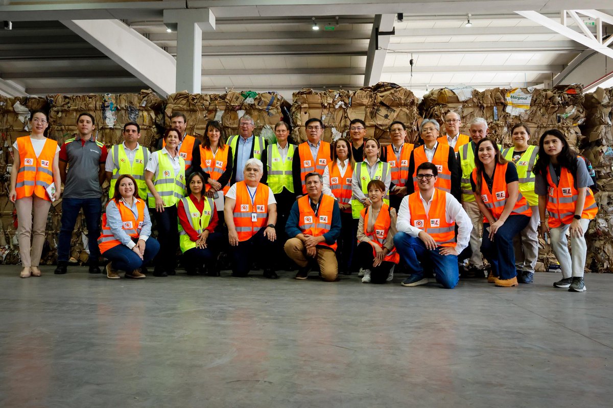 mambiente_py's tweet image. Gestión conjunta de Paraguay y Taiwán abre nuevos frentes de cooperación ambiental goo.su/sAcYp @cispy_org @1000_am @RCCNoticias @canalpropy @TW_Paraguay @weatherrisk