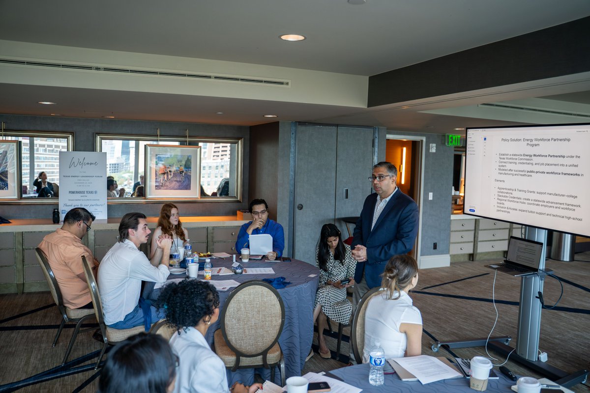 IT Caucus tweet media