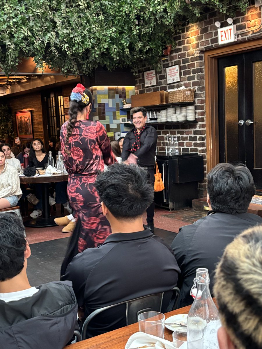 Michelle de la Vega tweet media