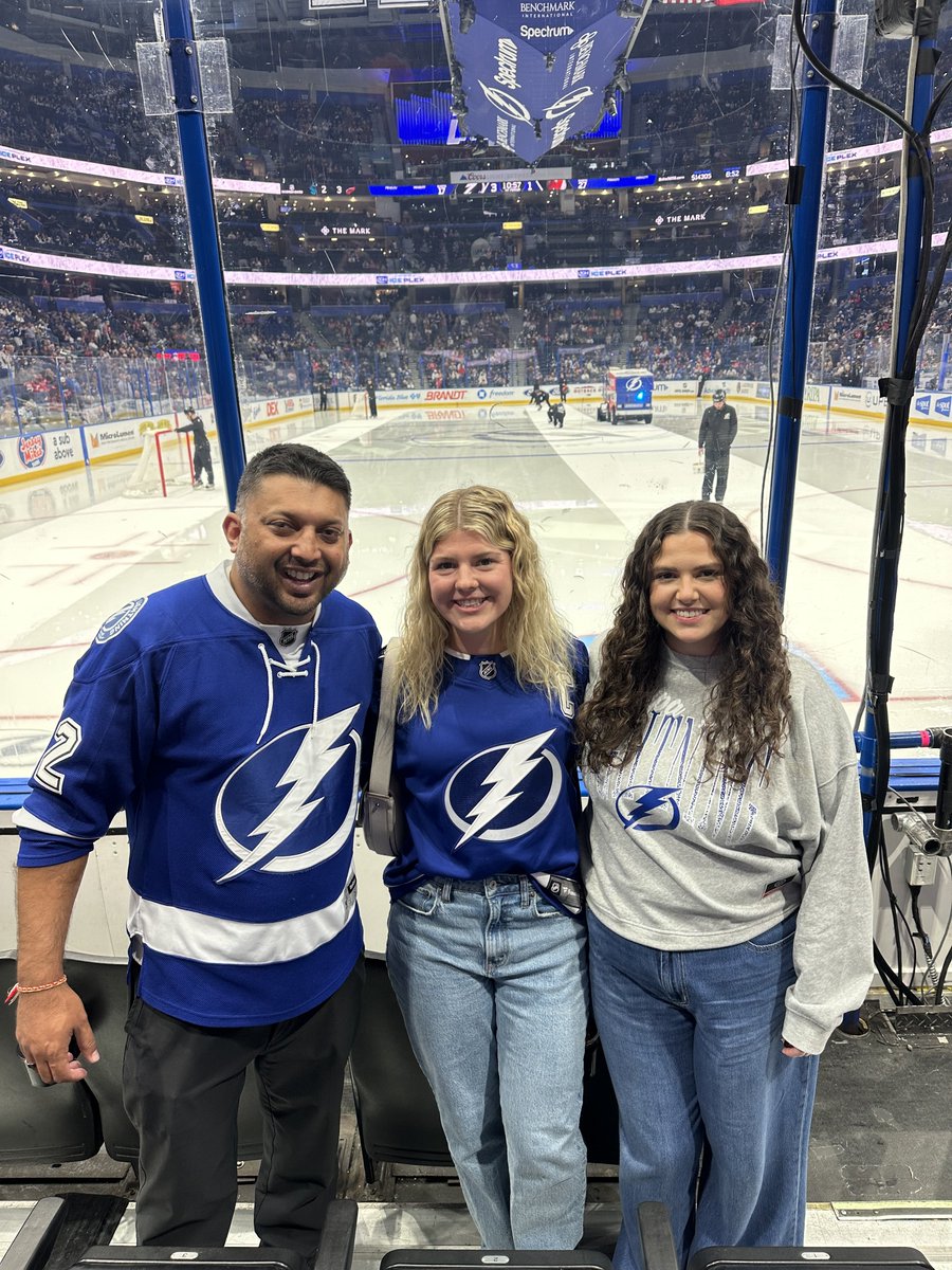 Elevate_Inc's tweet photo. Big win for the @TBLightning and a big night out with Team Elevate and client TeamLogic IT! ⚡️🏒 Good vibes, great company, and a W—can’t beat it.
#HelpingOurCity #ElevateTampa @pateltimes https://t.co/qIeA5CvOlb