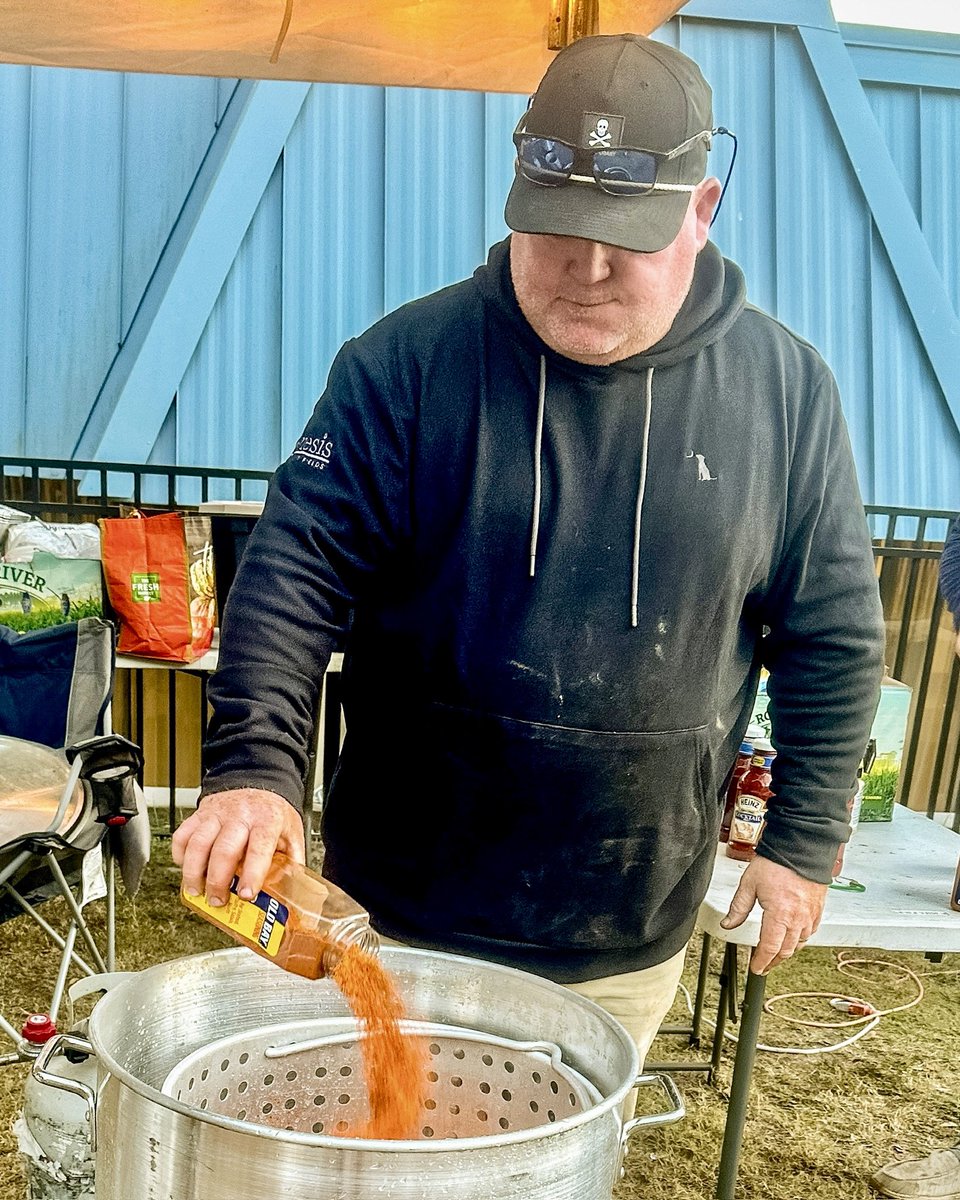 Genesis 🚛 tweet media