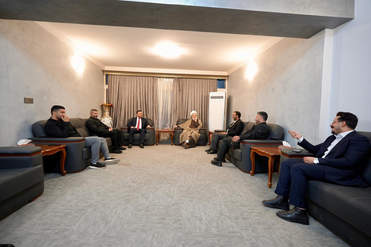 جانب من الزيارة المثمرة الّتي جمعت الأستاذ حسنين صادق السعدي برئيس تحالف “أبشر يا عراق” سماحة الشيخ الدكتور همام حمودي، حيث جرى خلال اللقاء بحث تشكيل الحكومةِ الجديدة وتطلّعاتها، ومناقشة الاستحقاقاتِ المقبلة بروحٍ عالية من المسؤولية والحرص على مصلحة الوطن.