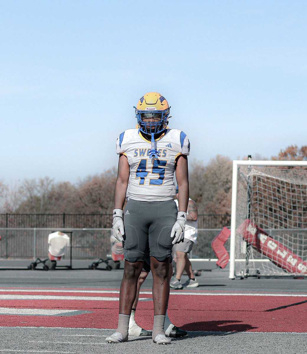 Freshman Season Highlights !! 
Only played 5 games due to Injury!
6’3 220 OLB #Ncaa #Naia #CFB 
hudl.com/v/2TECG7