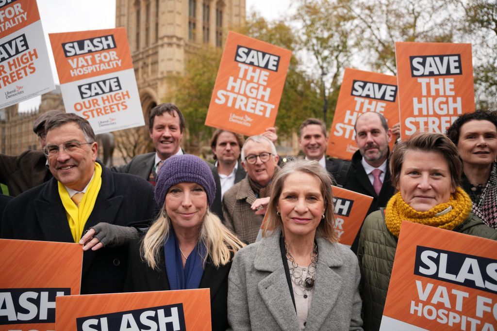 LibDems's tweet image. Liberal Democrats are fighting to save the high street AND cut your cost of living.

Our plan would cut your energy bills, slash VAT for hospitality, and put £270 back in your pocket.