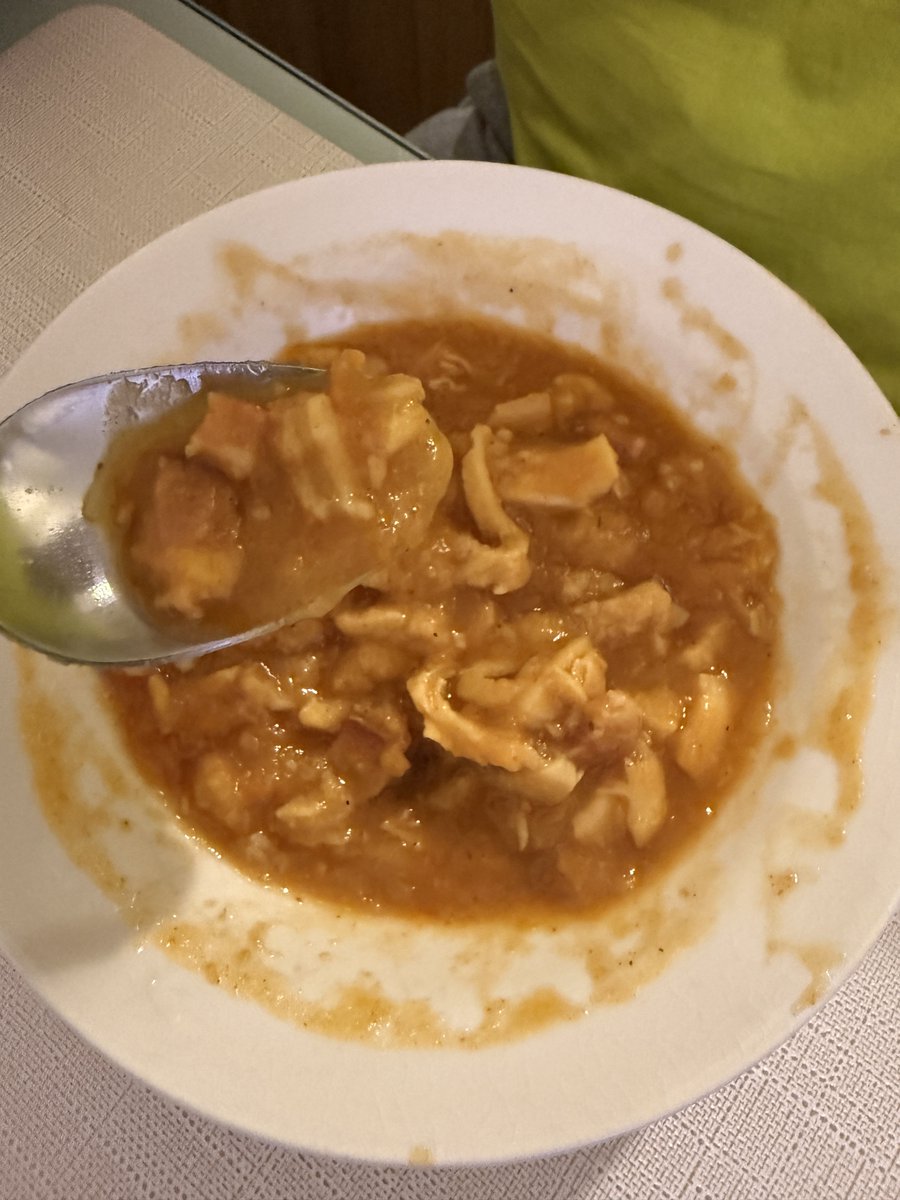 mkundek's tweet photo. On sam sebi kuha najbolje #tripice #sponzor
Ja ovo nikada neću razumjeti! 😬 https://t.co/hdnzoMIaXj