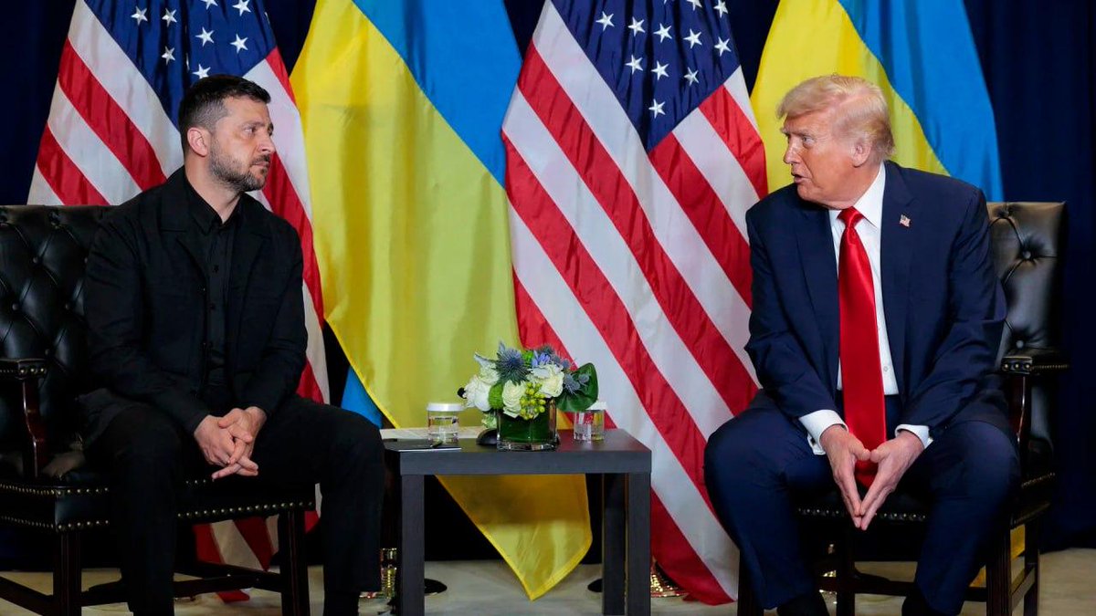 nexta_tv's tweet image. Ukraine rejects the capitulation-style “plan” proposed by the US and Russia

According to the Financial Times, Ukrainian officials say the document repeats the Kremlin’s maximalist demands and is unacceptable in its current form.

Trump’s special envoy Steve Witkoff canceled his…