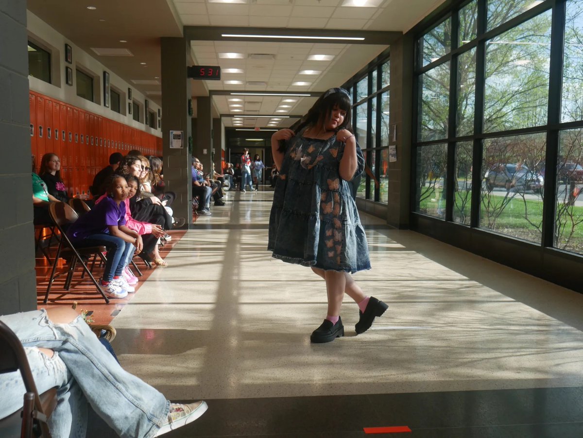 Thanks to <a href="/theregionalnews/">The Regional News</a> for writing about our Art, Design and Fashion Club!

Read more: southwestregionalpublishing.com/2025/11/18/she…