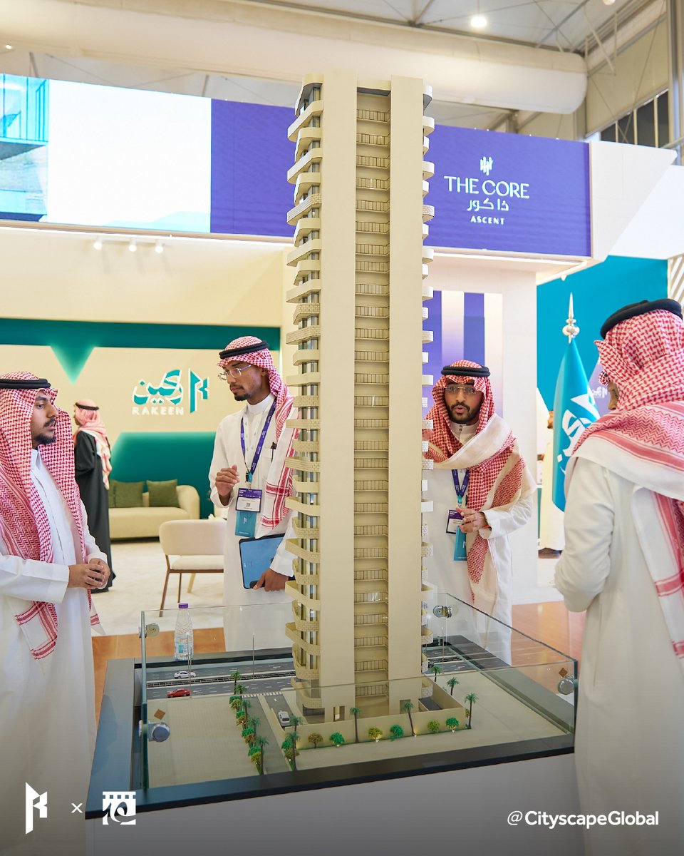 حضورٌ لافت قمنا بتوثيقه من جناح شركة #ركين العقارية، حيث انعكس الطرح العقاري المبتكر في صور ولقطات تبرز الحدث وتعزز الحضور الإعلامي للشركة.

#نقش_ميديا
#سيتي_سكيب_العالمي