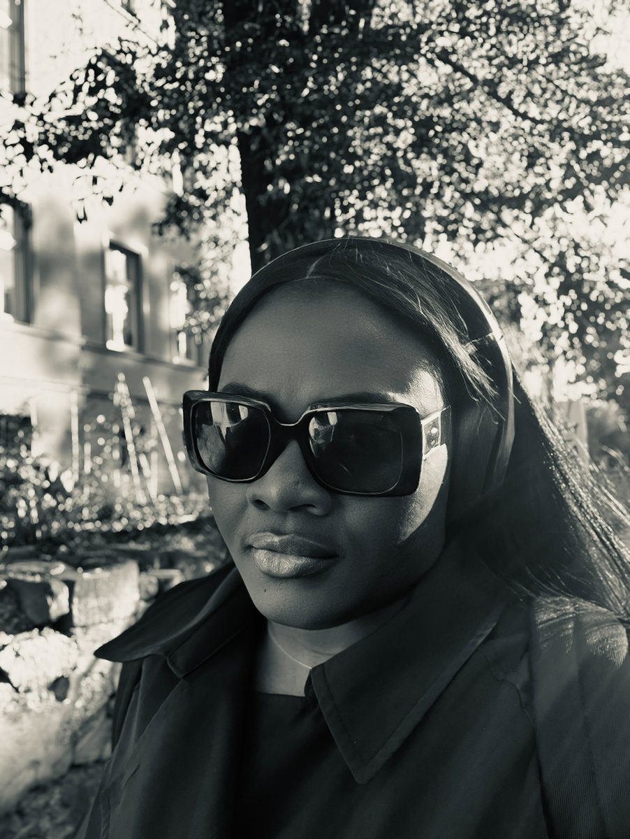 ℂ𝕙𝕣𝕚𝕤𝕥𝕚𝕒𝕟𝕒 𝔼𝕤𝕤𝕚𝕖 𝕊𝕒𝕘𝕒𝕪 tweet media