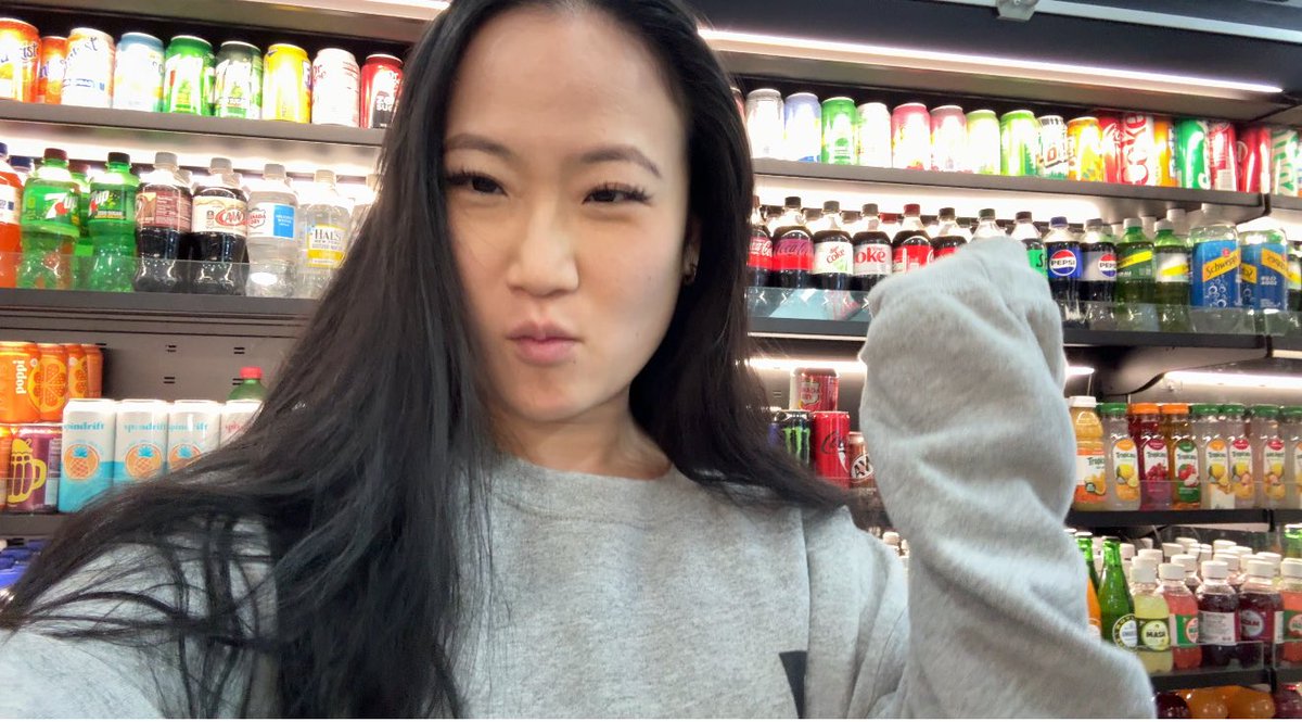 nyc is superior to sf because we have bodegas on every corner