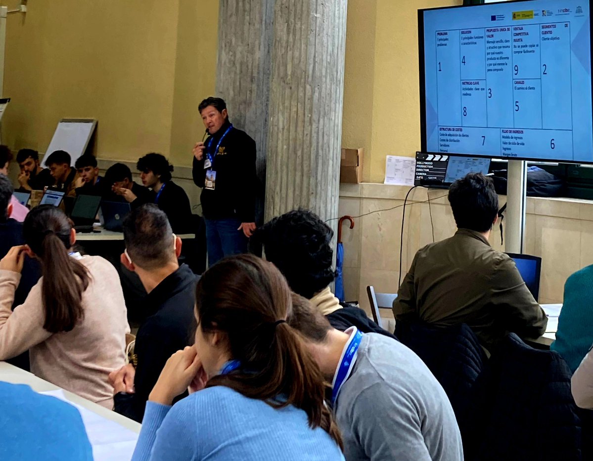 kriesgo's tweet image. Otra apasionante, intensa y creativa jornada de co-creación de soluciones innovadoras compartida con equipos de estudiantes universitarios en el HACKATHON @INCIBE Ciberseguridad en el Campus del Milán de la @uniovi_info con metodología participativa by @FIDACONSULTORES en acción