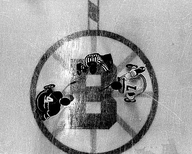 SayItIsSoJoe's tweet image. Jean Beliveau,  Phil Esposito, and that beautiful spoked B. #GoHabsGo #NHLBruins #NHL