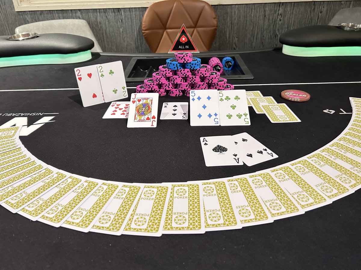 eight888plus's tweet image. [2部]🔥SUPERSTACK70🔥
-結果-
優勝🏆　🐸様

2位🥈　アール様

3位🥉　まさき様

優勝おめでとうございます‼️🎉
最後は2ポケが抜けての決着です！