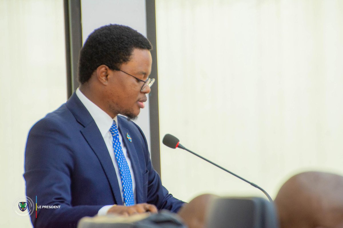 jaredpanzubbk's tweet image. #RDC #APK : À l’issue de la plénière d’aujourd’hui, j’ai présenté ma conclusion sur l’interpellation du Ministre provincial de la Santé, de l’Hygiène, de la Prévention, des Affaires Sociales, des Actions Humanitaires et des Personnes Vulnérables. 

Au-delà des réponses