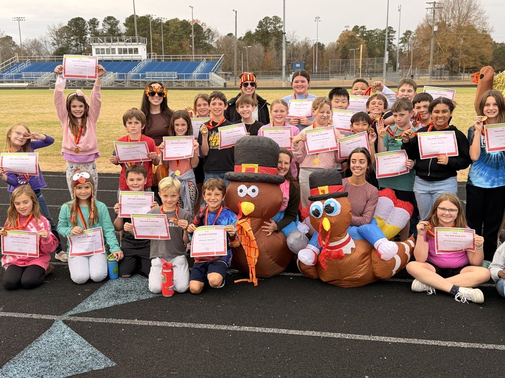 What an awesome week! 🏃‍♂️🏃‍♀️
This week we wrapped up our 3rd, 4th, and 5th Grade Run Club for the first half of the year with a fun and festive Turkey Trot. 🦃✨  

  #PointedInTheRightDirection #RISE #RunClub #TurkeyTrot