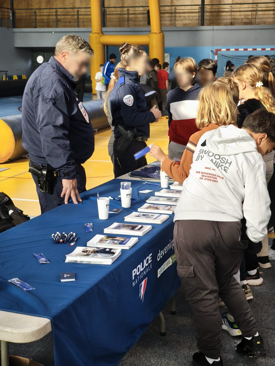 [#Prox] Aujourd'hui, le <a href="/RaidAventureRAO/">Raid Aventure Organisation</a> était présent, pour la toute première fois, dans la ville de <a href="/AgdeOfficiel/">Ville d'Agde</a>.

🕘 La matinée était dédiée aux collégiens, tandis que l’après-midi était ouverte à tous.
Résultat : près de 500 jeunes ont participé aux différents ateliers