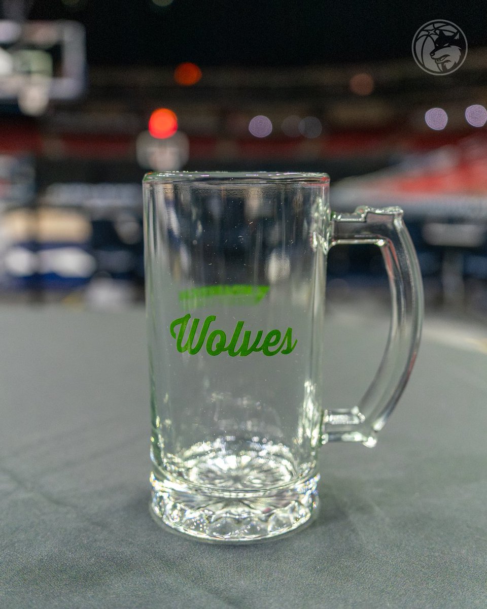 iawolves's tweet image. we&apos;re keeping the good times rolling with our beer stein giveaway, presented by @MidAm_EnergyCo! be one of the first 1,500 fans in the door at Friday&apos;s game and get your very own!

🎟️: pulse.ly/0fggxnyzya