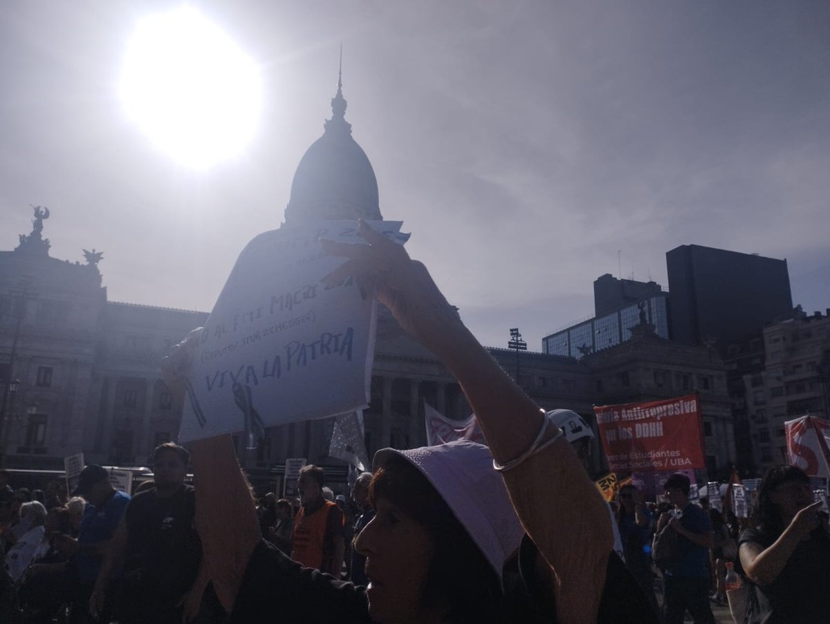 Lavacatuitera's tweet image. Es miércoles, es ronda de jubilados y jubiladas 👇