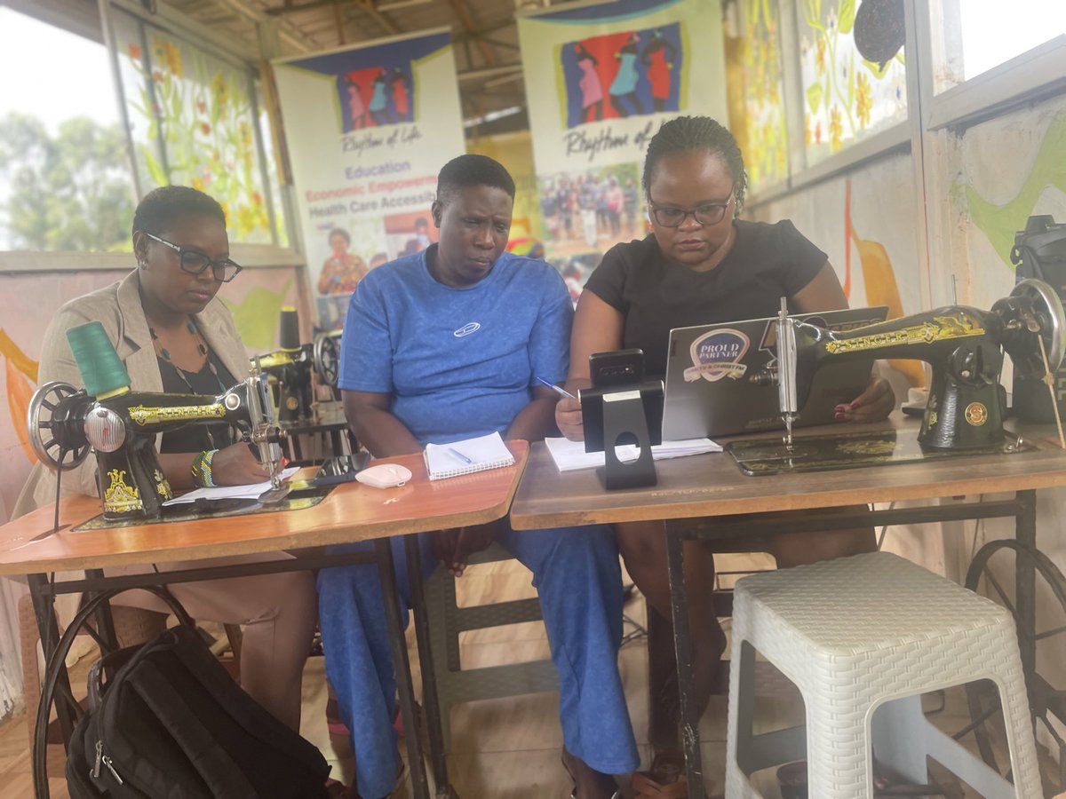 We are happy to have started a journey of #Business growth trainings in partnership with <a href="/MakingMoreH/">Making More Health</a> in our continued efforts of #Economicempowerment for our beneficiaries 🙌🙌🙌
<a href="/MakingMoreH/">Making More Health</a> <a href="/kamashanyu/">Harriet</a>