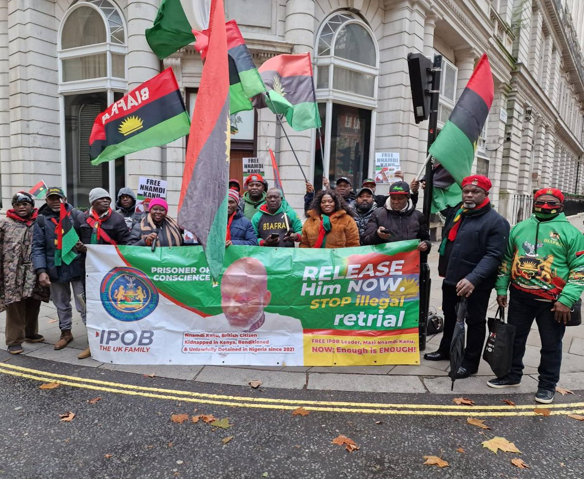 EmekaGift100's tweet image. #FreeNnamdiKanu #SupportBiafra