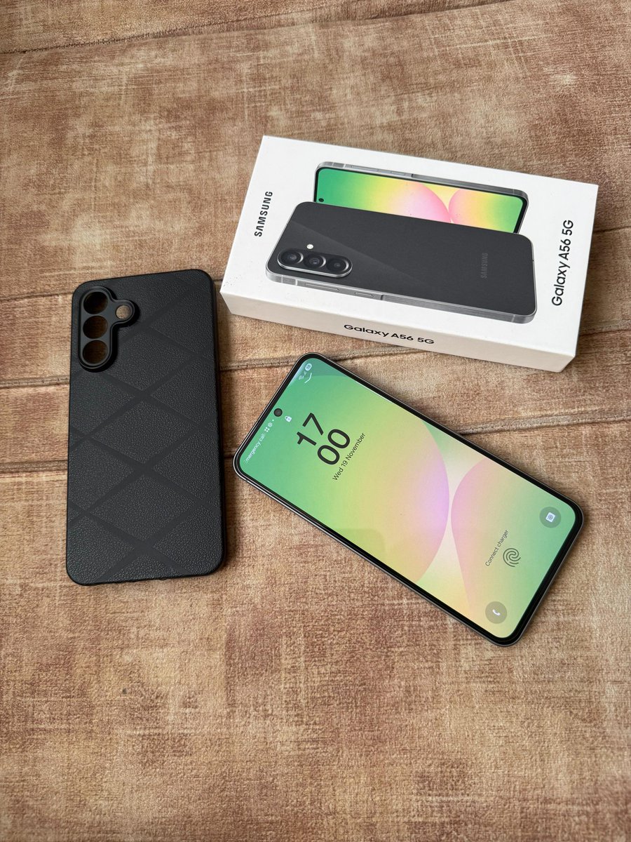 TechChapK3's tweet image. Samsung Galaxy A56
8gb RAM 
256gb Storage 
Open Box

Available @Ksh.35,000

#Samsung #samsungkenya #samsunggalaxy #samsunga56 #galaxya56 #a56 #samsunglife #tech #techlife #techlifestyle