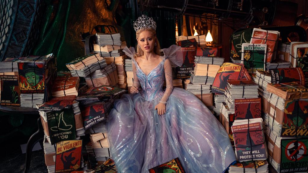 Crítica | Wicked – Parte II: Faltou coragem, coração e inteligência — a magia se perdeu antes da última canção? naoalimenteoszumbis.com/2025/11/19/wic…