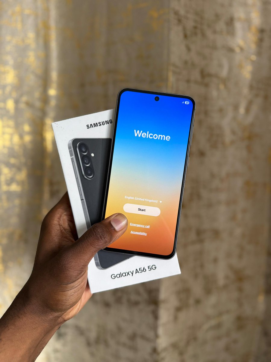 TechChapK3's tweet image. Samsung Galaxy A56
8gb RAM 
256gb Storage 
Open Box

Available @Ksh.35,000

#Samsung #samsungkenya #samsunggalaxy #samsunga56 #galaxya56 #a56 #samsunglife #tech #techlife #techlifestyle