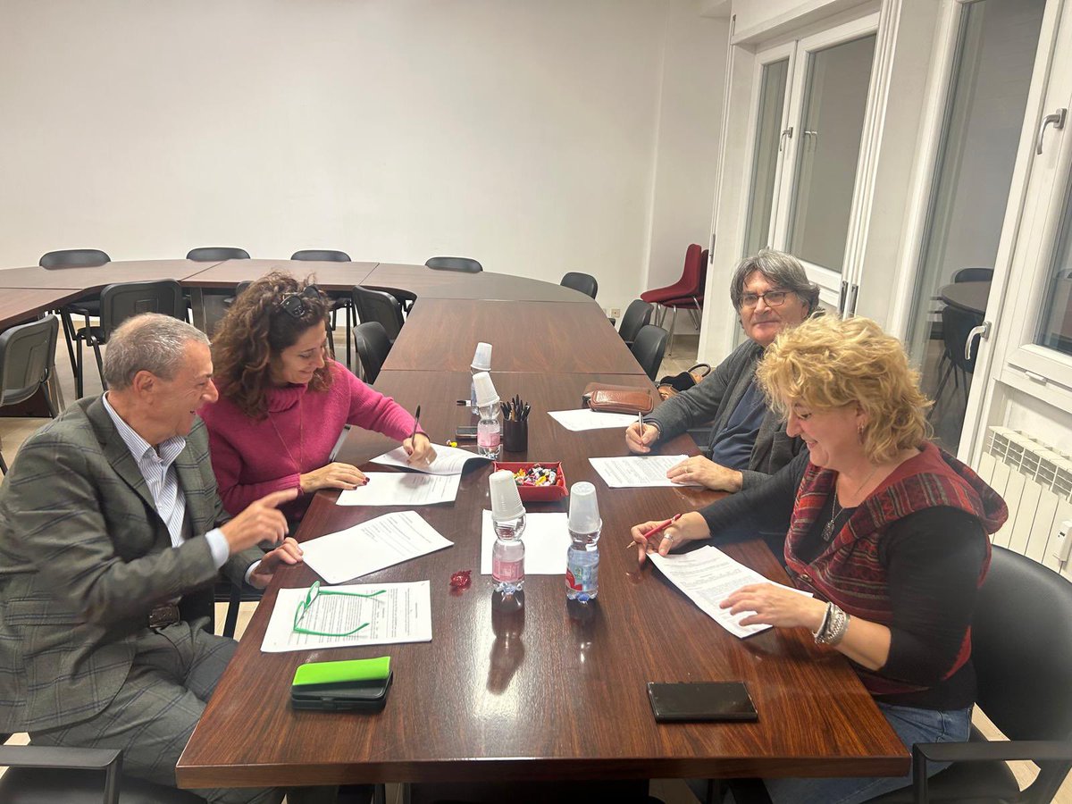 FITCISLLAZIO's tweet image. #Logistica, sindacati:
“Siglato protocollo con #Confetra Lazio: istituita una Commissione permanente per competitività e buona occupazione”

facebook.com/share/p/1DBRue…