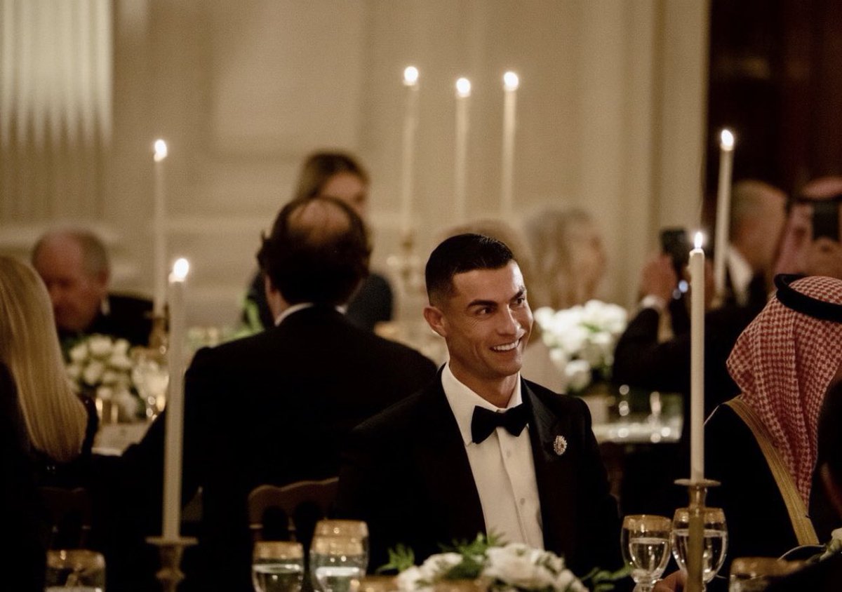 كأنها صور من فيلم