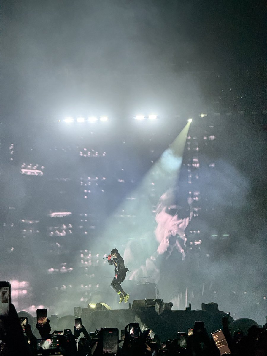 samrohjr's tweet photo. @trvisXX 🔥🔥 https://t.co/0eNf75qjnQ