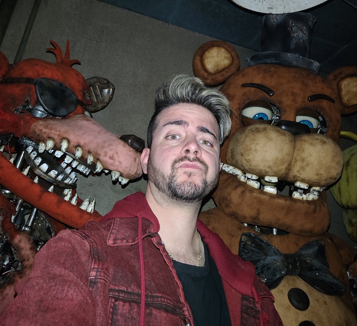 Grimproductio's tweet image. Can anyone help me get Withered Freddys Movie color? I’m updating the Project Fazbear models