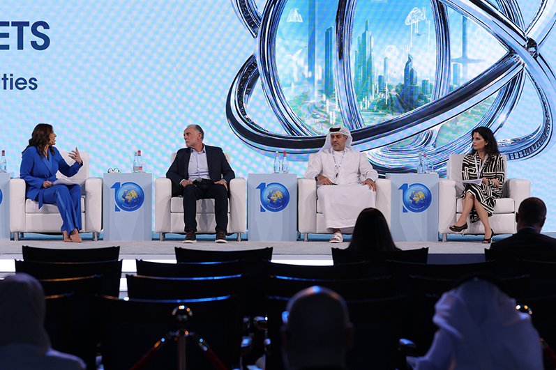 BusinessNews_Me's tweet image. دبي منصة رائدة لأسواق المعرفة والمصدر الأساسي لنمو الشركات الناشئة
#Dubai, #KnowledgeEconomy, #Innovation, #Startups, #UAE 

businessnewsme.com/2025/11/20/%d8…