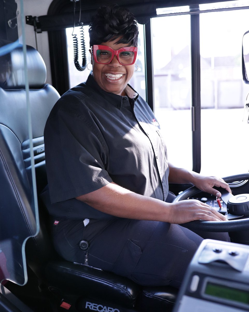 MetroKzoo tweet media