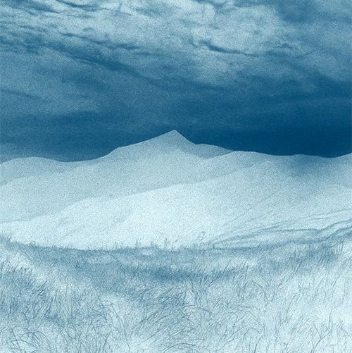 Friday 21st November 2025. Developing Cyanotype Digital Negatives, Rural Arts, The Courthouse,4 Westgate, Thirsk YO7 1QS. Join artist Claire Ford to explore cyanotype printing. For more information click here 👉visitthirsktown.com/events/